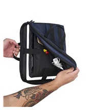 Ogio Pro 10L Brief Pack, czarny