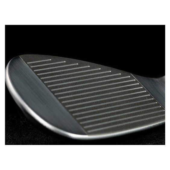 TaylorMade Milled Grind 4 Chrome wedge