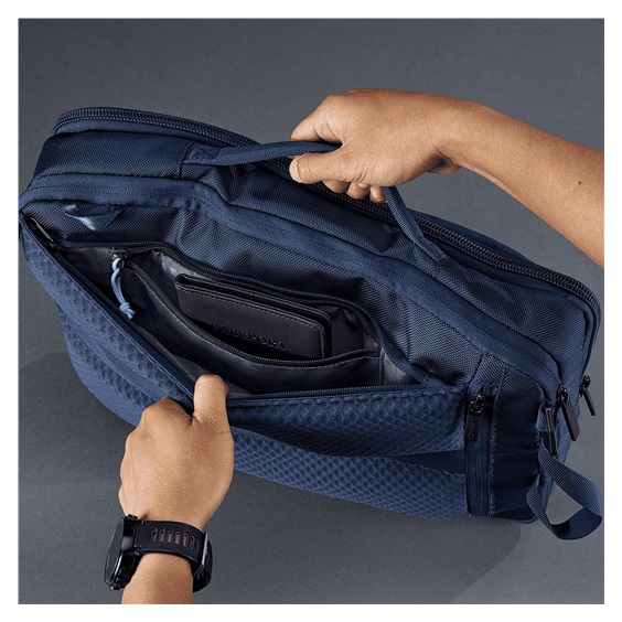 Ogio Pace Pro Brief 10L Pack, grey pinstripe