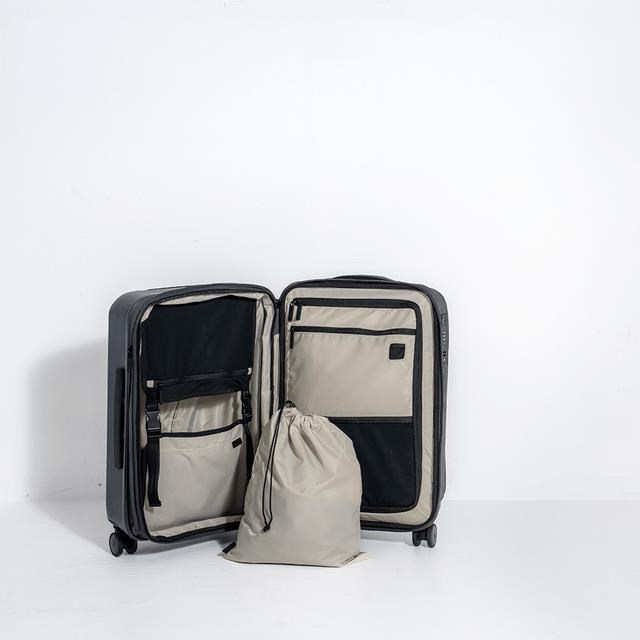 Ogio Pace Pro Hybrid Carry-on 36L walizka podróżna, grey pinstripe
