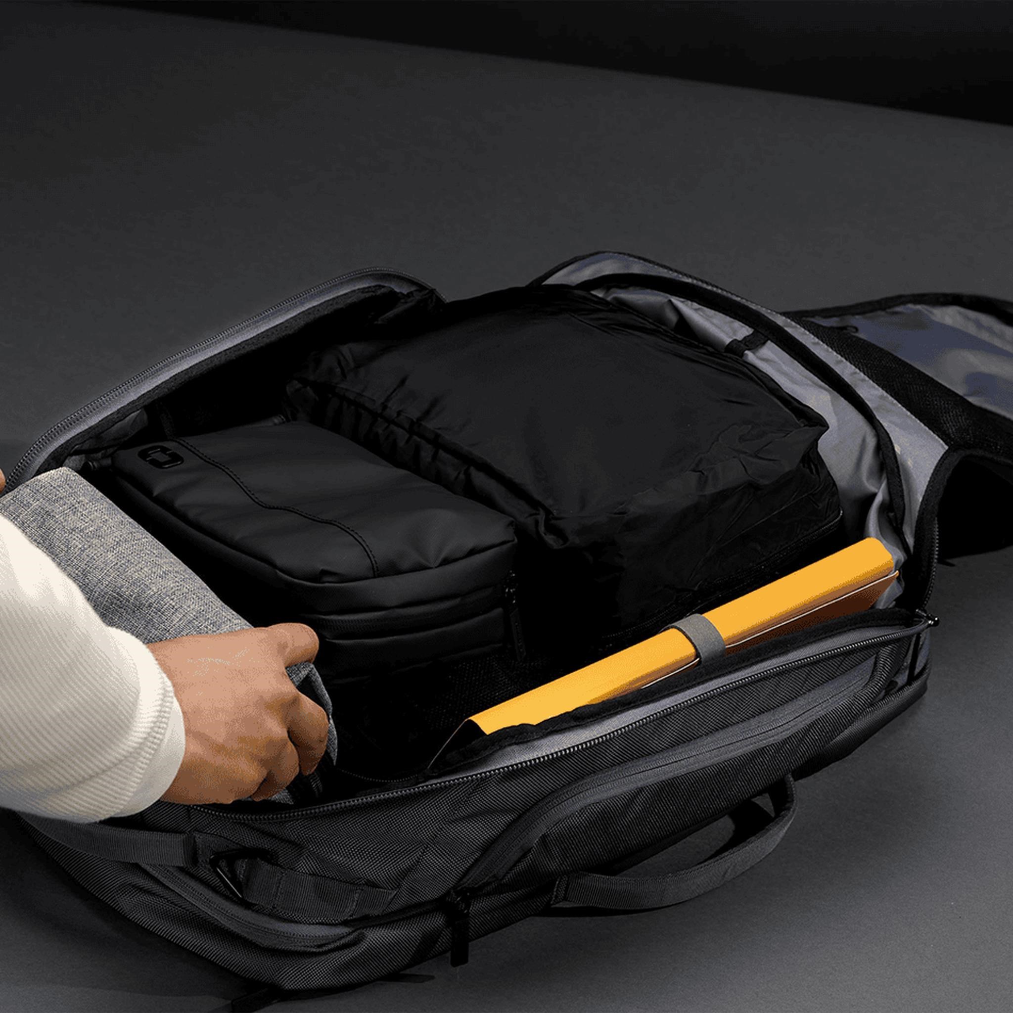 Ogio Pace Pro Max 45L Travel Pack, grey pinstripe