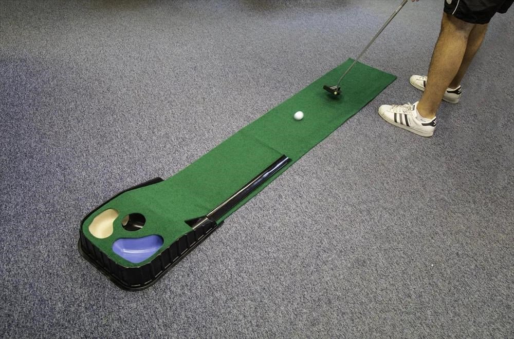 Longridge Putt n Hazzard Putting Mat dywan do puttowania 2m
