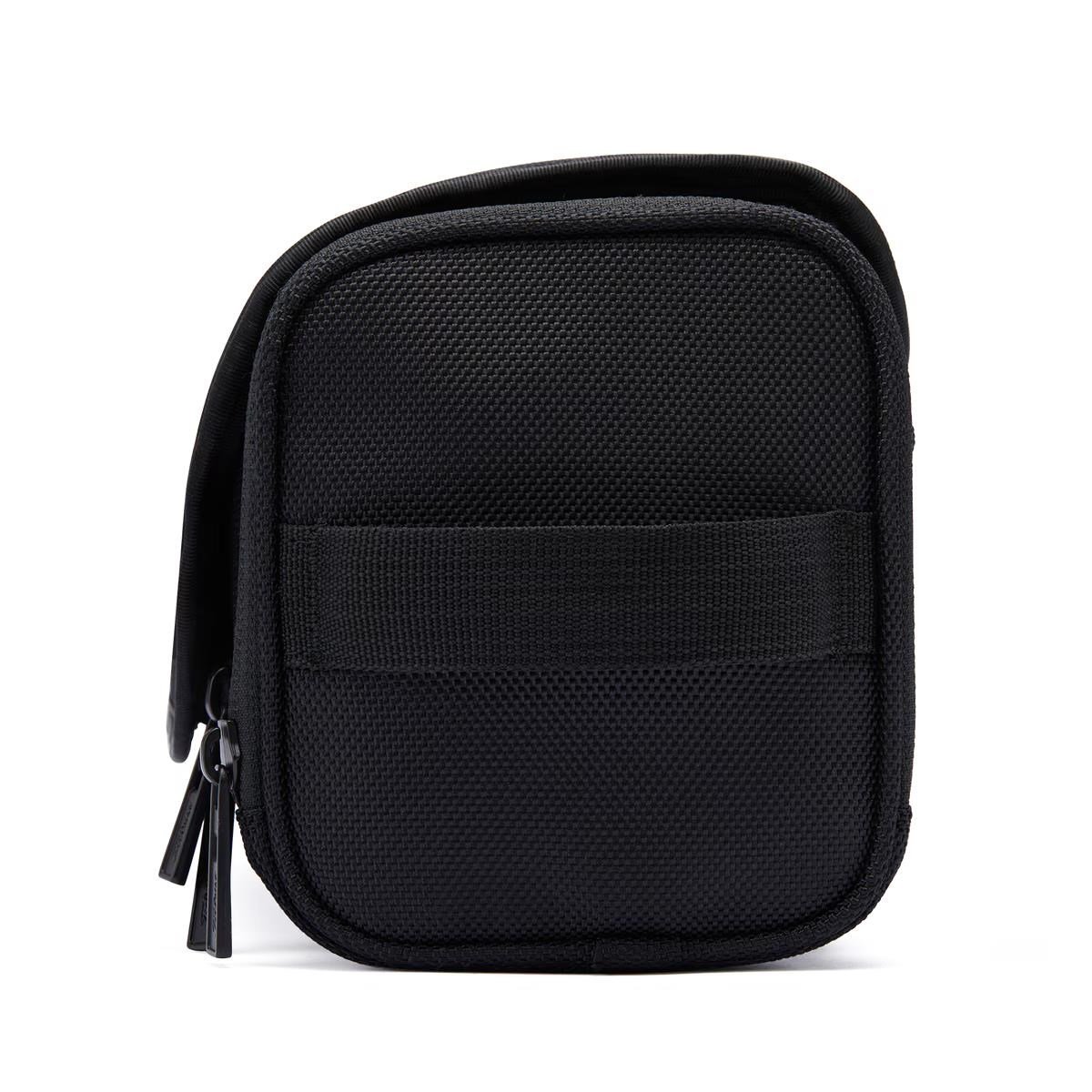 Titleist Players Hanging Toiletries Bag