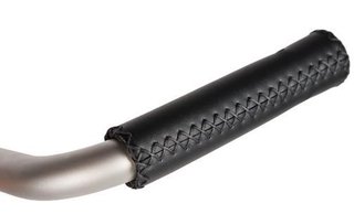 Handle protection for manual JuCad trolleys