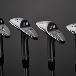 Callaway Jaws Raw Black Plasma wedge, stal