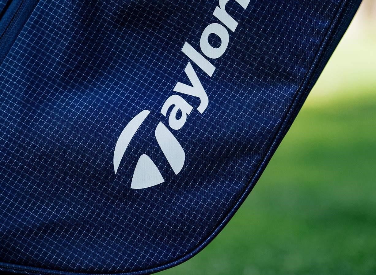 TaylorMade FlexTech Super Lite stand bag, czarny