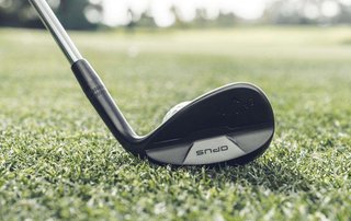 Callaway Opus Black Shadow męski wedge, stal