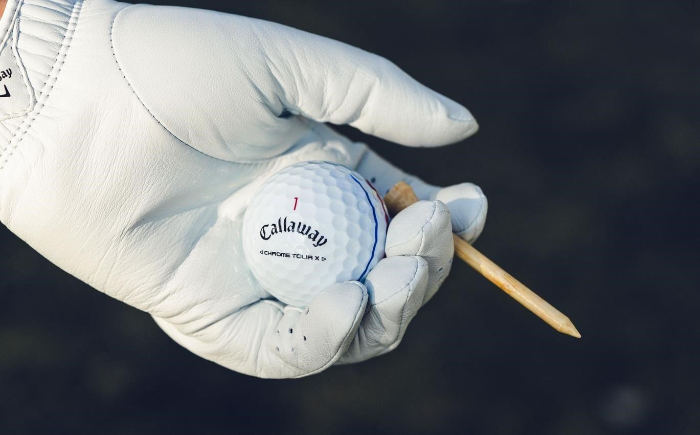 Callaway Chrome Tour X Triple Track piłki golfowe 2024 (48 piłek, 4 tuziny)