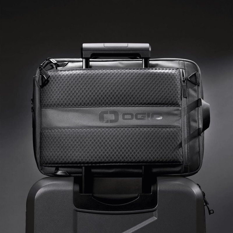 Ogio Pace Pro Brief 10L Pack, grey pinstripe