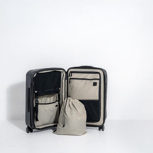 Ogio Pace Pro Hybrid Carry-on 36L walizka podróżna, grey pinstripe