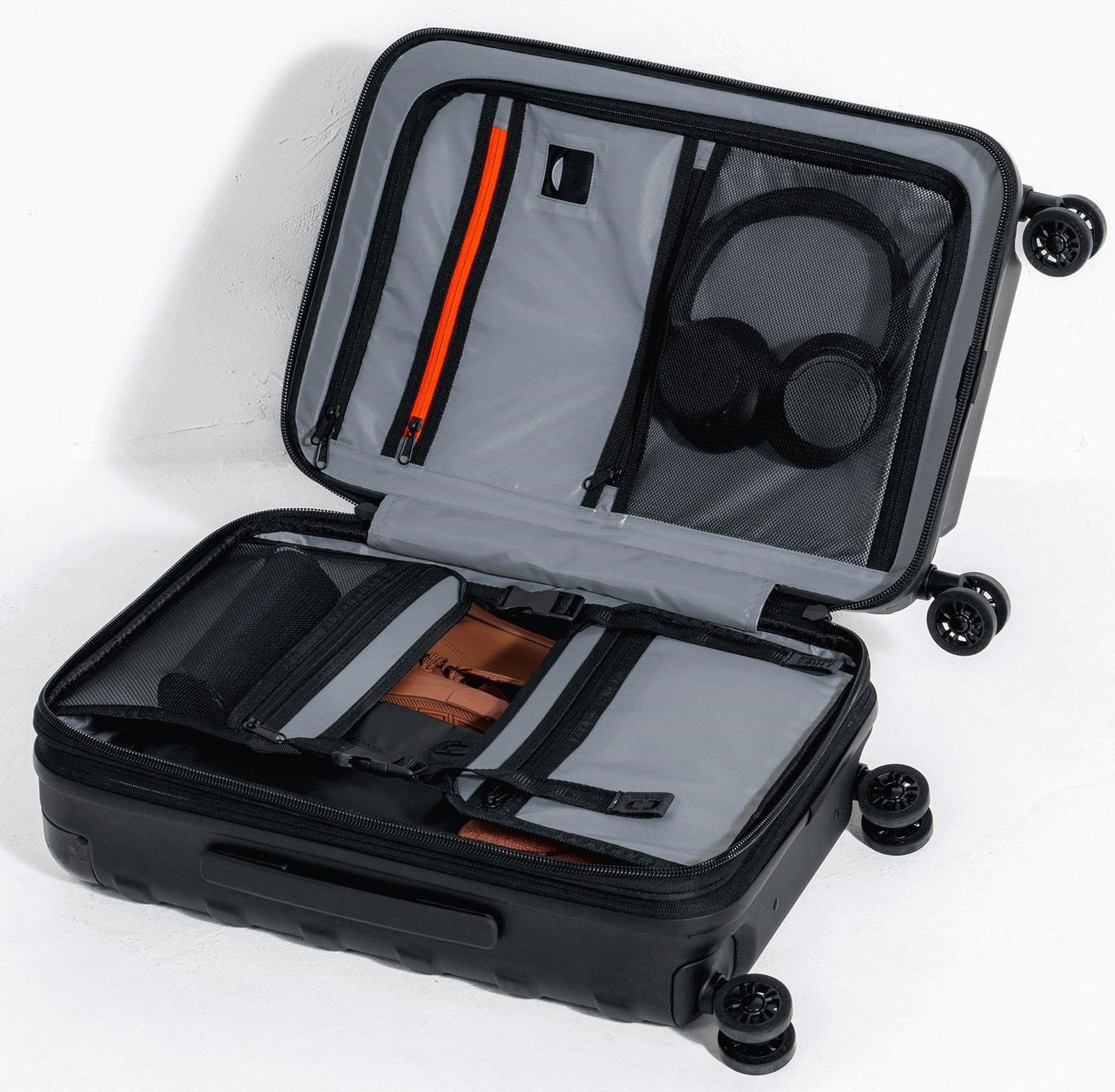 Ogio Renegade Vault Carry-On 40L walizka podróżna, czarna