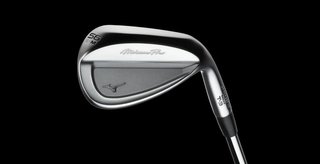 Mizuno Pro T-1 Soft White Satin wedge, stal