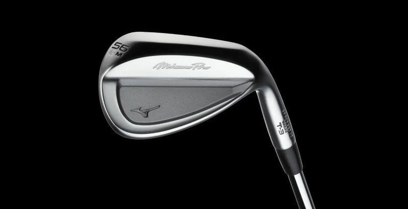 Mizuno Pro T-1 Soft White Satin wedge, stal