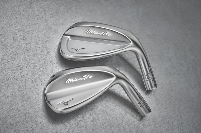 Mizuno Pro T-3 Soft White Satin wedge, stal