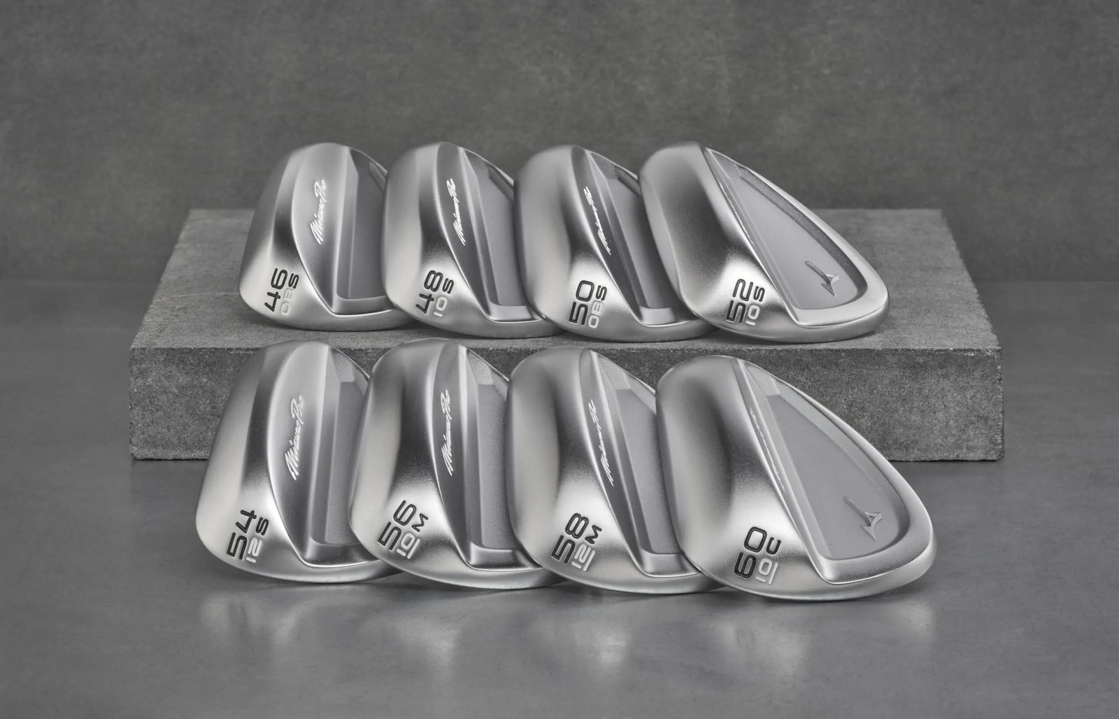 Mizuno Pro T-3 Soft White Satin wedge, stal