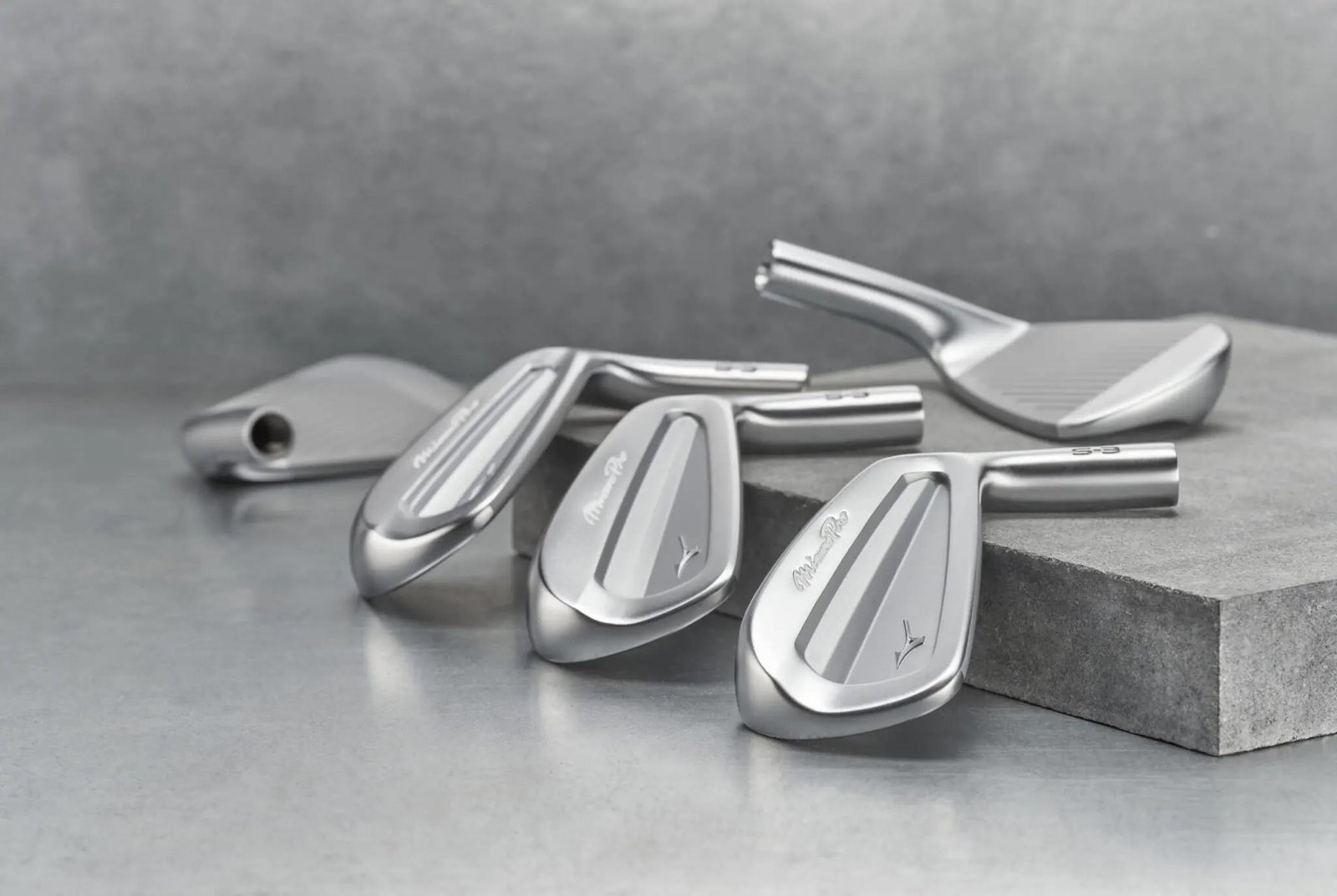 Mizuno Pro S-3 irony męskie, stal
