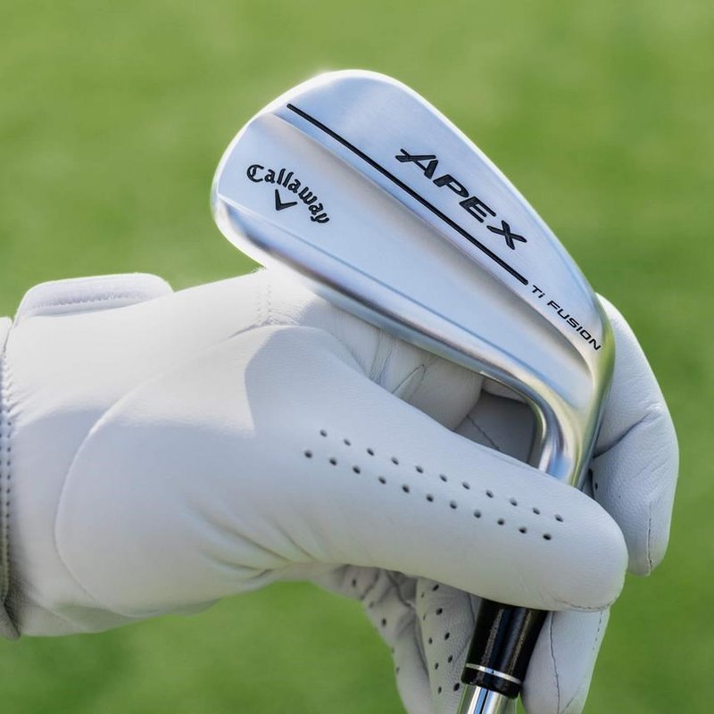 Callaway Apex Ti Fusion Plated irony męskie, grafit