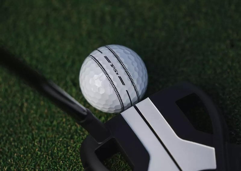 TaylorMade TP5x Stripe piłki golfowe