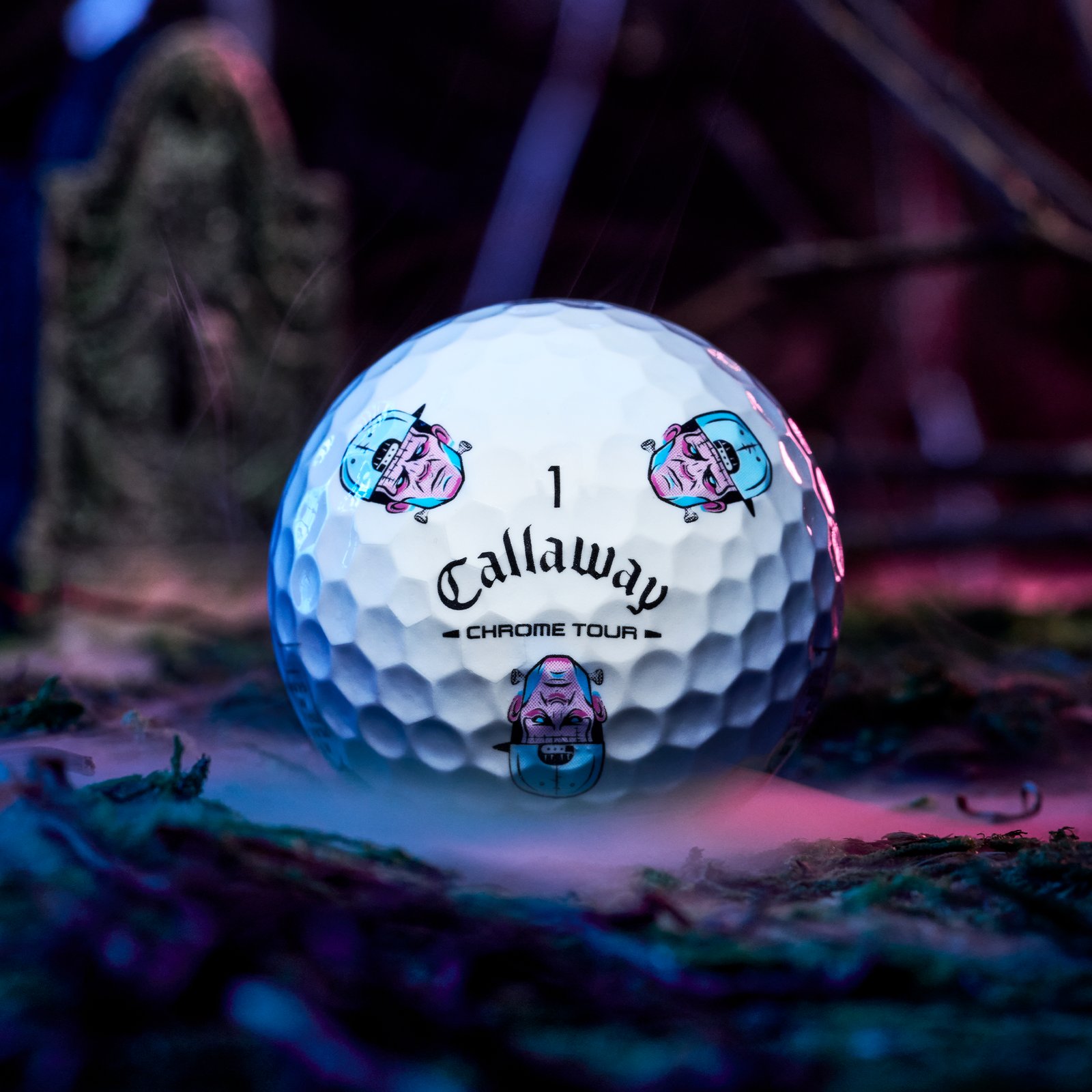 Callaway Chrome Tour Truvis piłki golfowe 2026 (12 szt.), Halloween