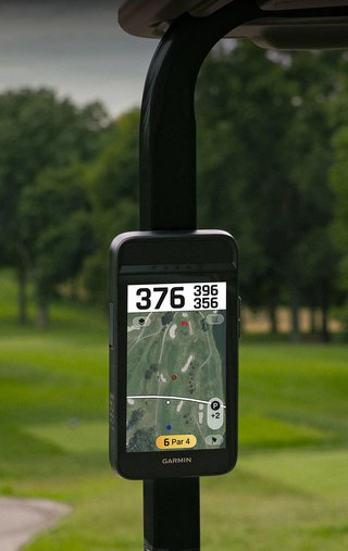 Garmin Approach® G82 Launch Monitor and Premium GPS Golf Handheld