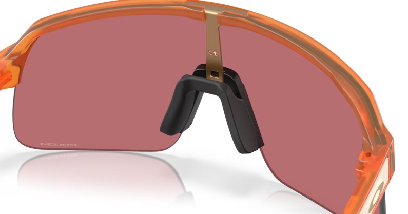 Oakley Sutro okulary przeciwsłoneczne, Lite Matte transparent ginger/Prizm DK Golf