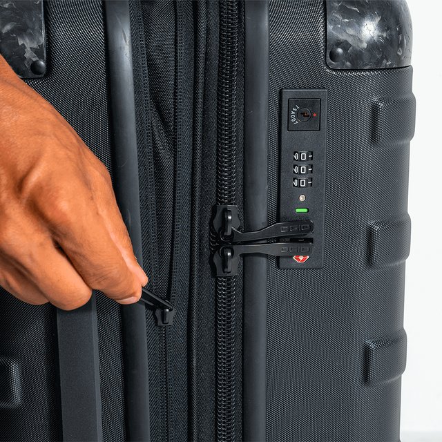 Ogio Renegade Vault Carry-On 35-40L torba podróżna, biała