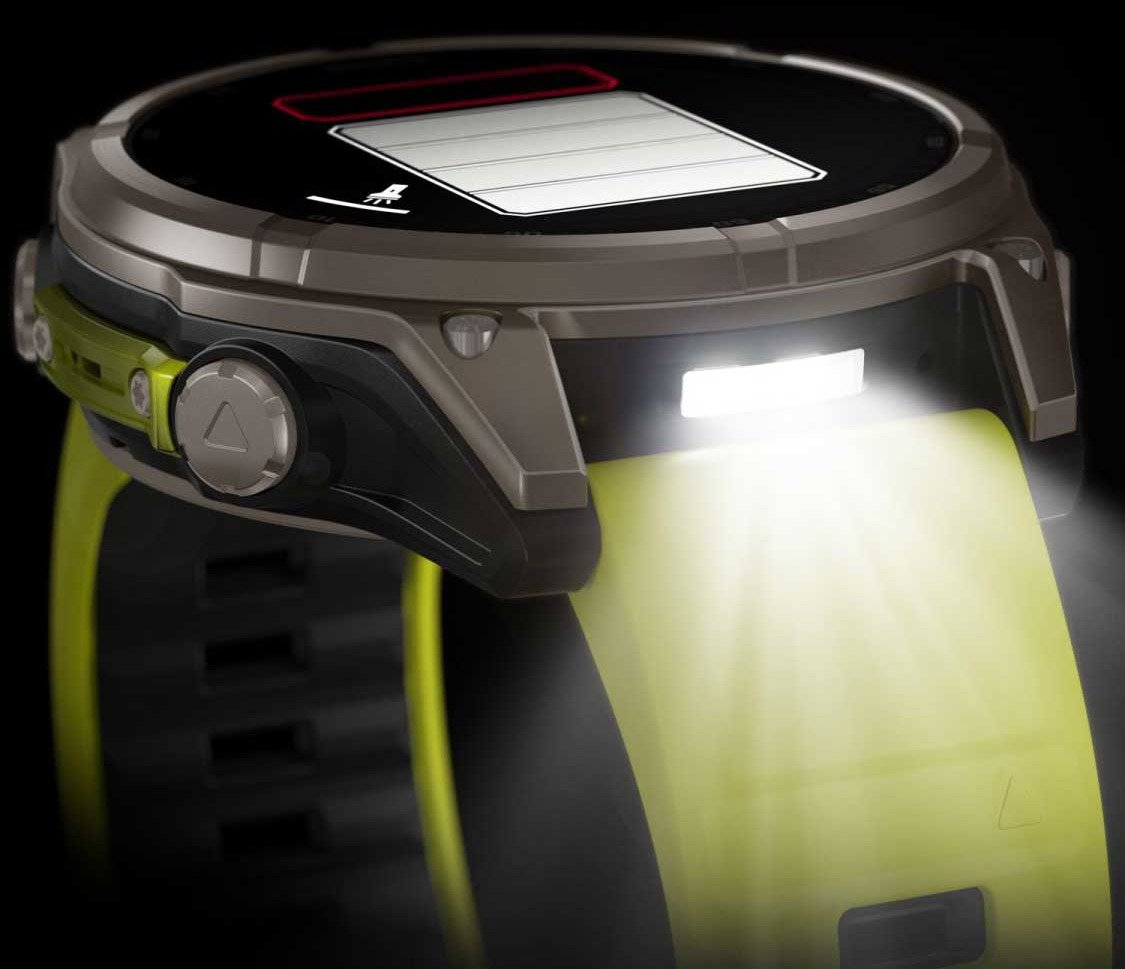 Garmin fenix® 8 – 51 mm, Solar, Sapphire, Titanium with Yellow/Graphite silicone band