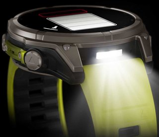 Garmin fenix® 8 – 51 mm, Solar, Sapphire, Titanium with Yellow/Graphite silicone band