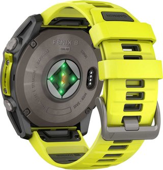 Garmin fenix® 8 – 51 mm, Solar, Sapphire, Titanium with Yellow/Graphite silicone band