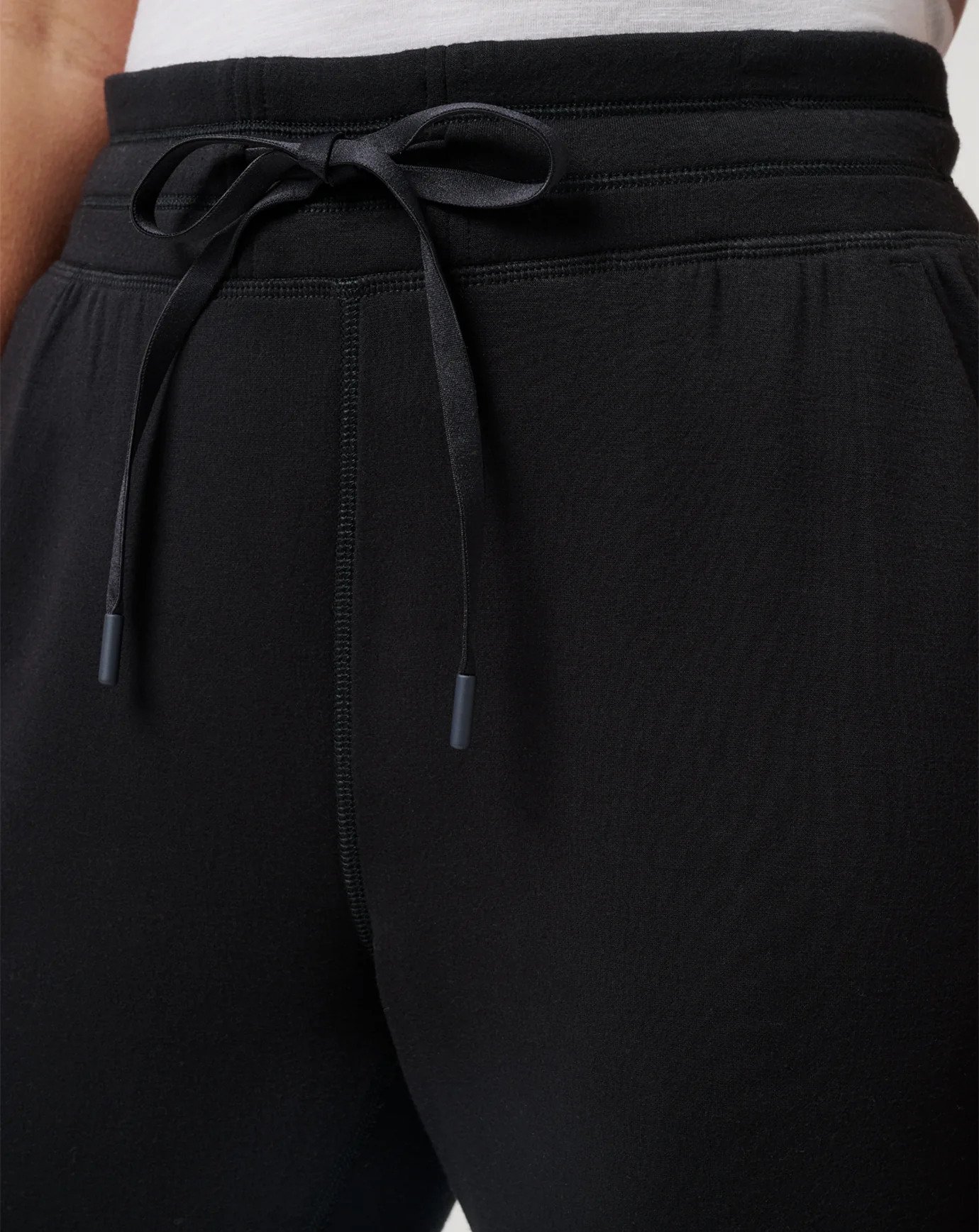 Travis Mathew Skyloft Soft Ankle damskie spodnie, czarne