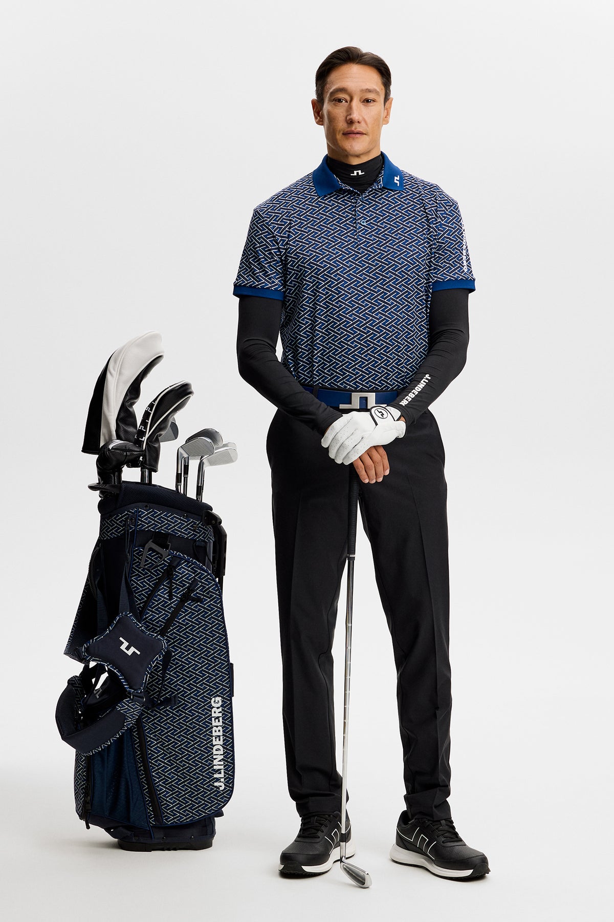 Męska koszulka polo J.Lindeberg Tour Tech Print Ladder Estate Navy - detale haftu i wzoru