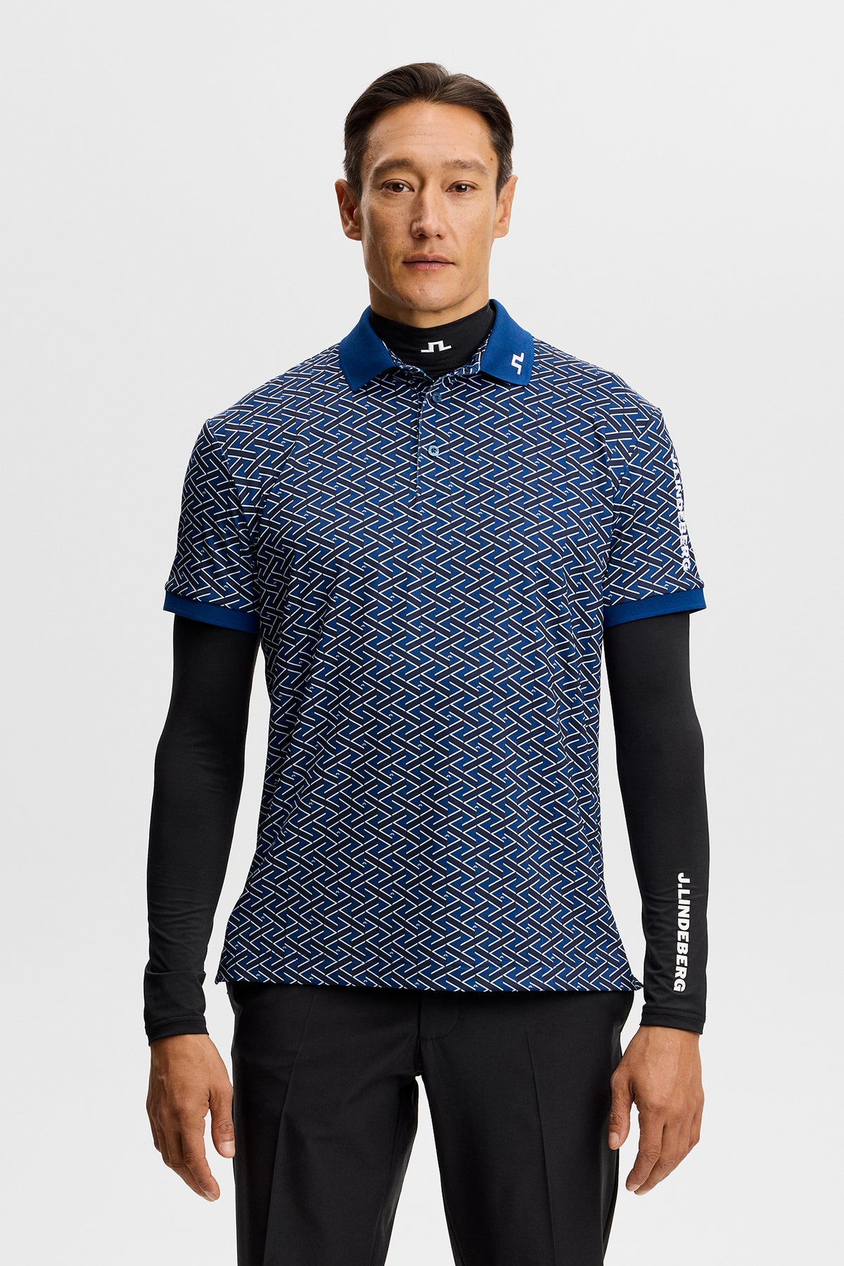 Męska koszulka polo J.Lindeberg Tour Tech Print Ladder Estate Navy - styl życia na polu golfowym