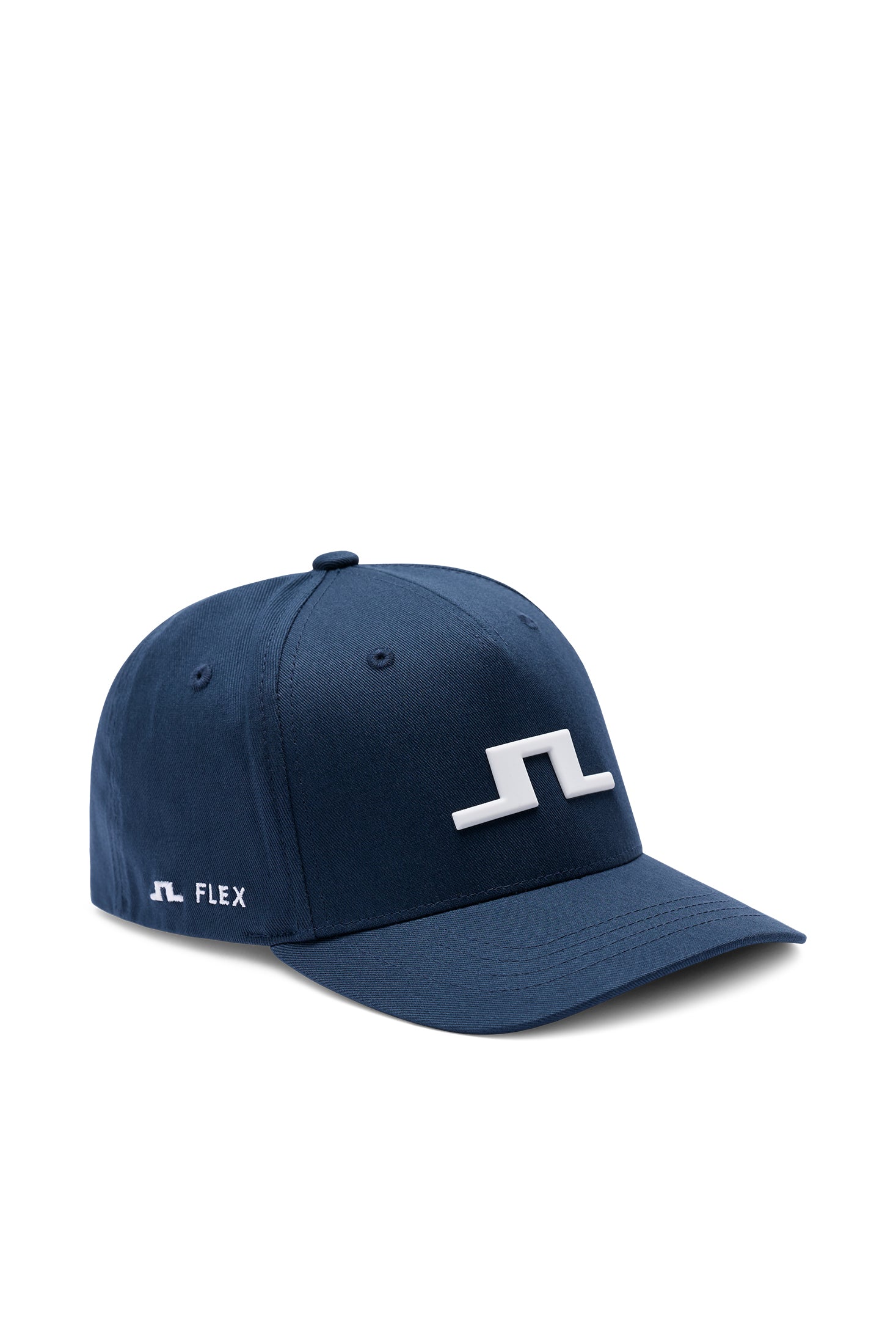 Czapka J.Lindeberg Heath Cap JL Navy – detal z przodu z haftowanym logo 3D Bridge