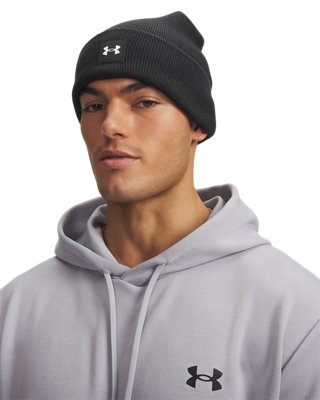 Widok lifestyle'owy czapki Under Armour Halftime Cuff Beanie, czarno-biała
