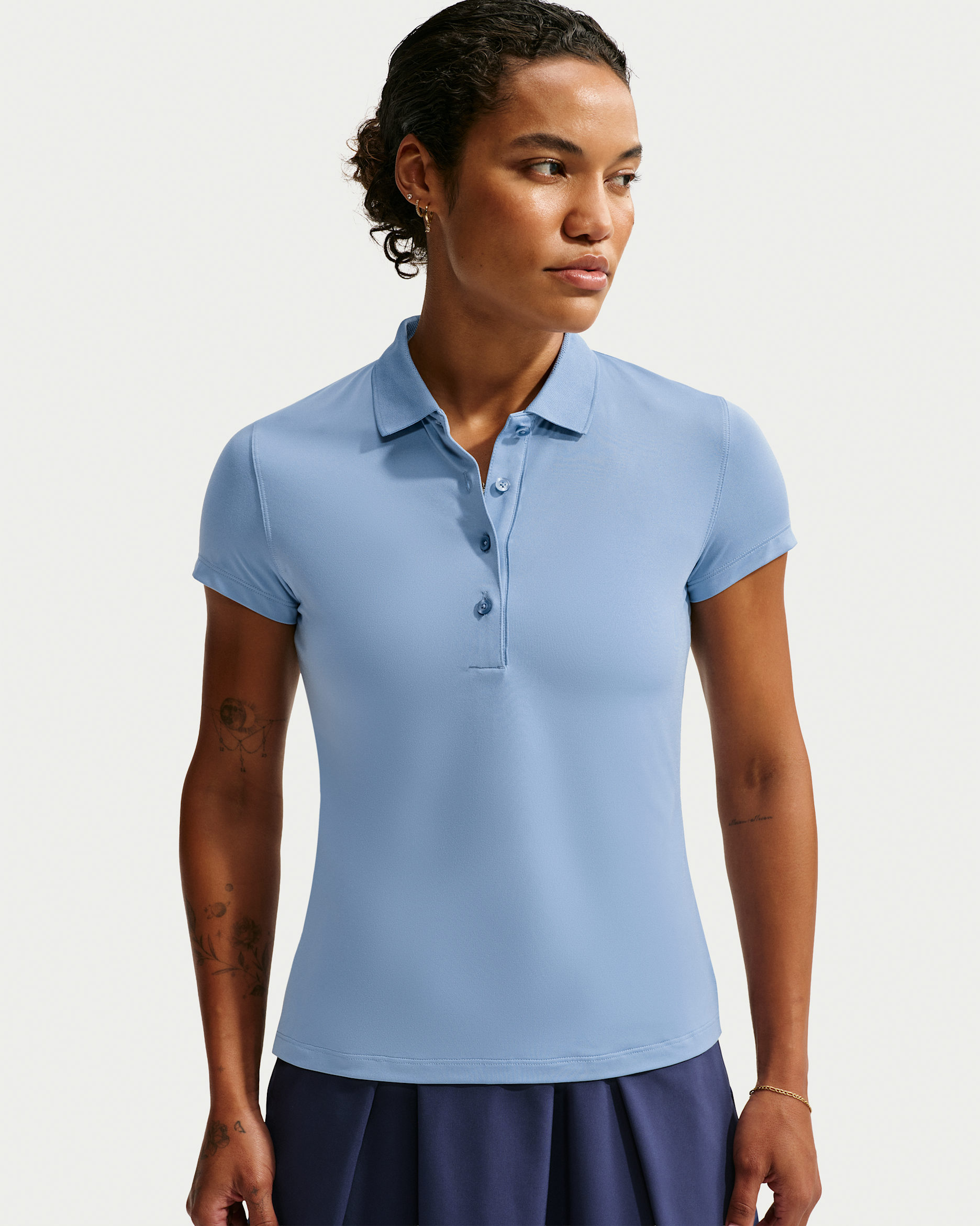 Polo damskie Nike Golf Club w kolorze Work Blue/White – widok z przodu