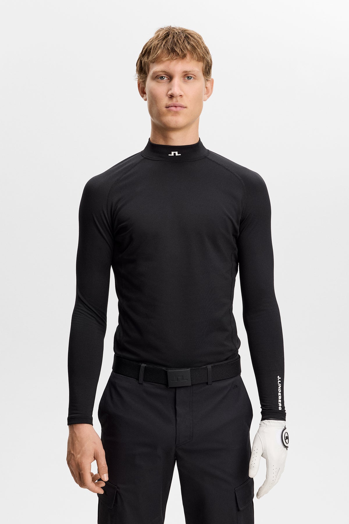 J.Lindeberg Ello Brushed Top Black – szczegóły tkaniny dżersejowej ze szczotkowaną teksturą