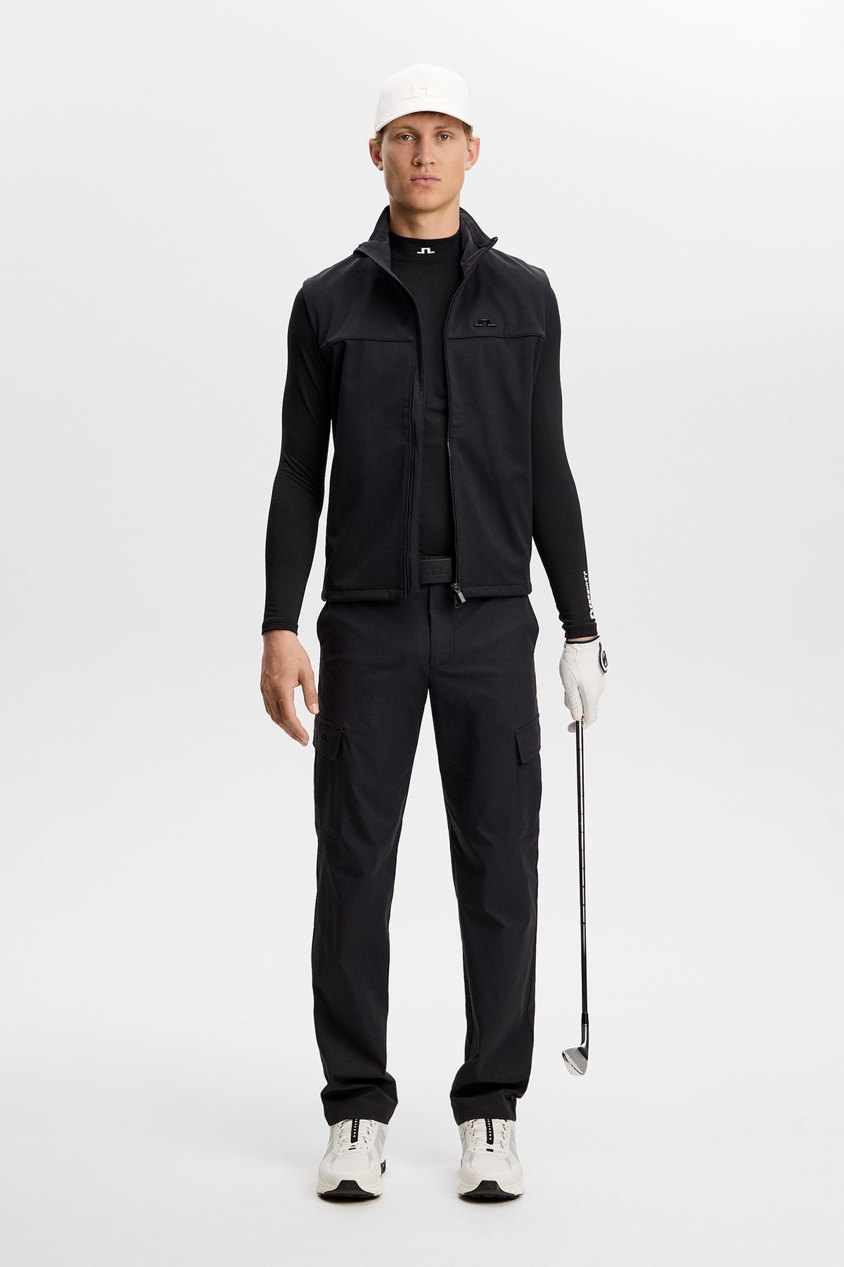 J.Lindeberg Ello Brushed Top Black – tkanina funkcyjna odprowadzająca wilgoć