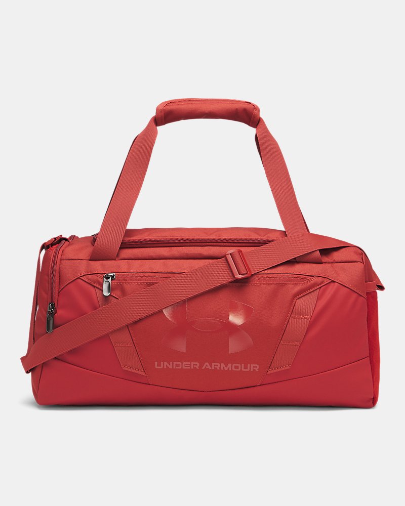 Widok z przodu torby UA Undeniable 5.0 XS Duffle w kolorze bashful pink